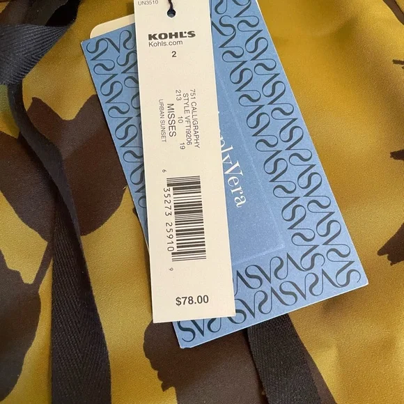 Simply Vera Wang forest green dress. NWT. Size 2. - Picture 9 of 9